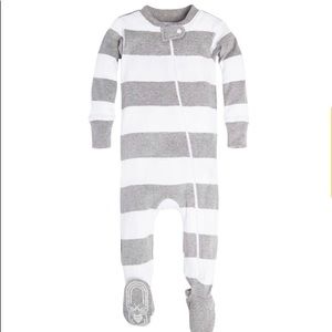 NWOT Burt’s Bees Organic Cotton Onesie (0-3M)